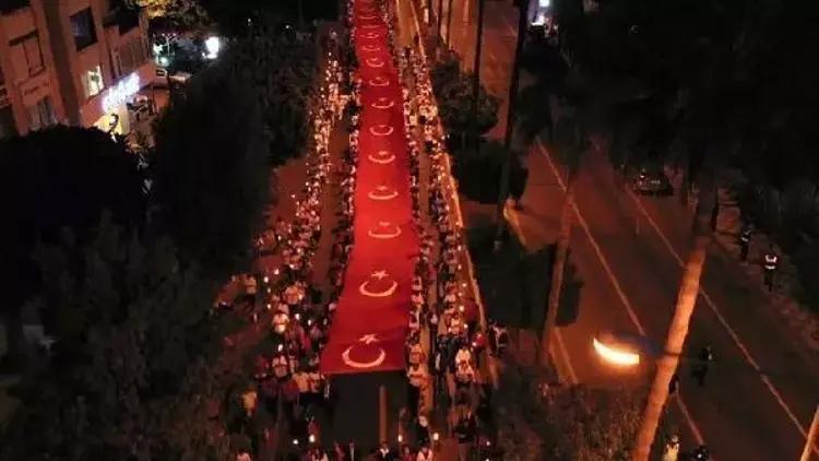 29 Ekim Cumhuriyet Bayramı Fener Alayı Yürüyüşleri