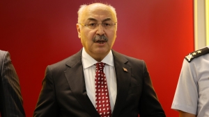 adana-valisi-kosger-devlet-her-zaman-18-yasindadir-sQKrSEXs.jpg