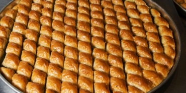baklava-nasil-yapilir-konutta-baklava-nasil-yapilir-baklava-tanimi-materyalleri-ve-baklava-imalinin-puf-NQ5gQDLb.jpg