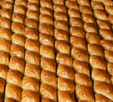 baklava-nasil-yapilir-konutta-baklava-nasil-yapilir-baklava-tanimi-materyalleri-ve-baklava-imalinin-puf-NQ5gQDLb.jpg