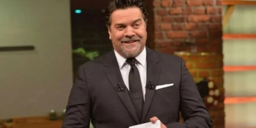beyazit-ozturk-duyurdu-beyaz-show-ne-zaman-ve-hangi-kanalda-basliyor-HCMIUwbZ.jpg