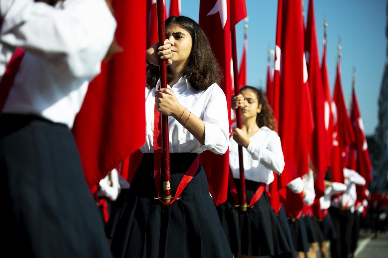 Cumhuriyet Haftası ve 'Dersimiz Cumhuriyete Doğru' Filmi Kutlamaları