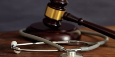 doktor-hatasi-malpraktis-davasi-nedir-K9D5TYAY.jpg