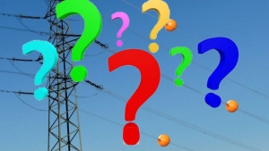 elektrik-hatlarina-takilan-rengarenk-toplar-ne-ise-yariyor-G3YKGd9Y.jpg