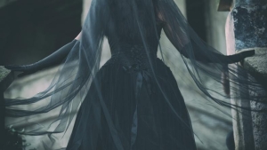 gotik-estetik-gelinliklerden-kiz-tarzina-GNNWSBLf.jpg