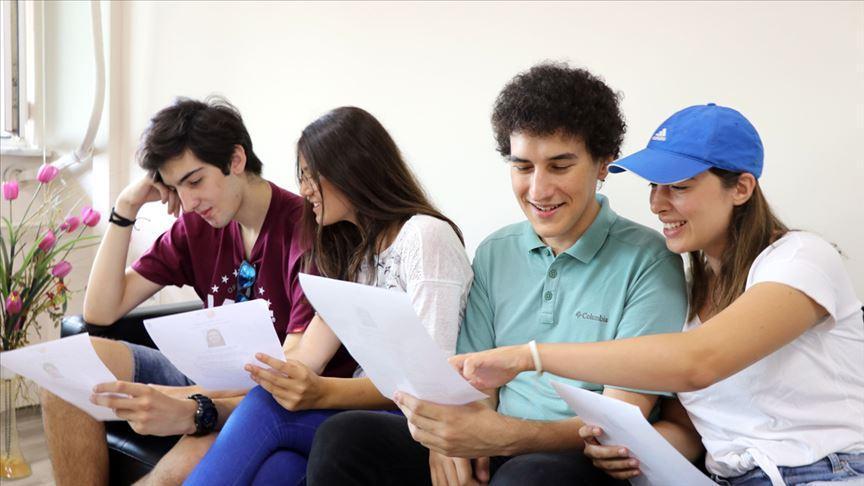 İBB Üniversite Burs Başvuruları 2024-2025 Dönemi