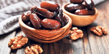 iftara-kadar-tok-tutuyor-yetmiyor-vucudu-yeniliyor-hurma-suyunun-mucizevi-faydalari-jOWsPBXE.jpg