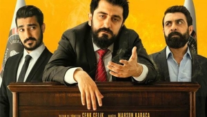 illegal-hayatlar-filmi-siyasi-parti-kurma-hayali-eILvE5KQ.jpg