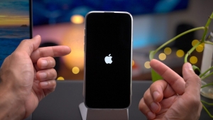 iphoneunuzu-nasil-kapatacaginizi-mi-unuttunuz-ios-18-artik-ozel-bir-guc-dugmesi-sunuyor-xI925ijz.jpg
