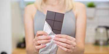 kilo-vermenin-lezzetli-ve-hizli-yolu-cikolata-diyeti-nasil-yapilir-eSBgqeUS.jpg
