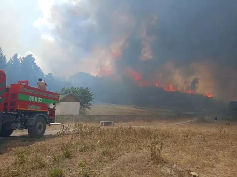 Kızılcahamam'da Orman Yangını: Durum Gelişmeleri