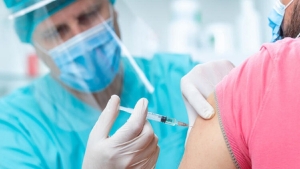 koronavirus-gecirenler-ne-zaman-asi-olacak-saglik-bakanligi-asi-sirasi-eKmAJ1SD.jpg
