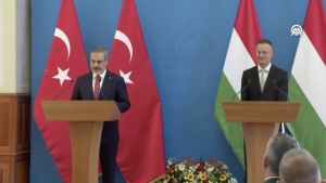 macaristan-disisleri-bakani-turkiye-kisa-zaman-icinde-en-guclu-ulkeler-arasinda-olacak-fOfvYfqC.jpg