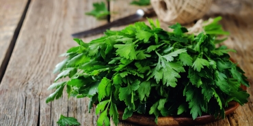 maydanozun-sagliga-en-onemli-6-faydasi-HJRFqsQ7.jpg