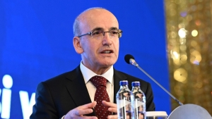 mehmet-simsek-ve-hafize-gaye-erkan-abdde-yatirimci-gunune-katilacak-SDdgCtD7.jpg