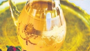 mevlana-1-bardak-icmeden-uyumazdi-sirkencubin-serbetinin-efsane-faydalari-GI71usry.jpg