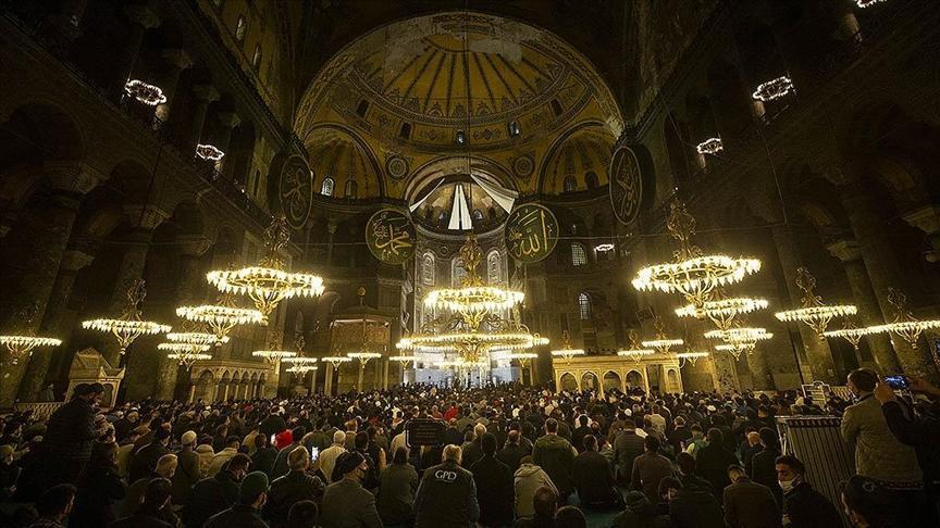 Mevlid Kandili'nin Anlamı ve Önemi