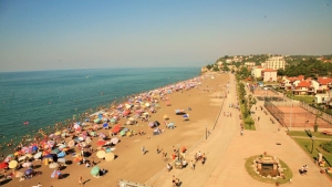 ne-bodrum-ne-de-cesme-o-ilceye-akin-akin-turist-gidiyor-5SugK4HP.jpg