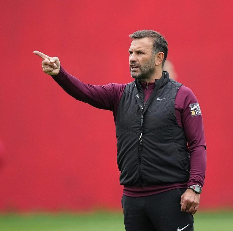 Okan Buruk Ameliyata Alındı