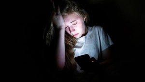 siber-zorbalik-ve-trolleme-nedir-w28msv2h.jpg