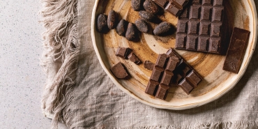 tadiyla-mest-ediyor-bitter-cikolatanin-faydalari-saymakla-bitmez-kanser-alzheimer-Z736kQj5.jpg