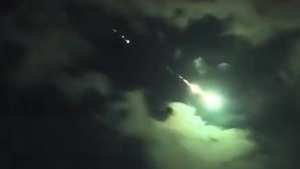 turkiyede-gozlemlenen-isik-suzmesi-ve-meteor-aciklamalari-hsCxGCiM.jpg