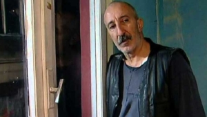uvey-babanin-gaddar-halili-bakin-simdi-nasil-gorunuyor-FLCPM7BZ.jpg