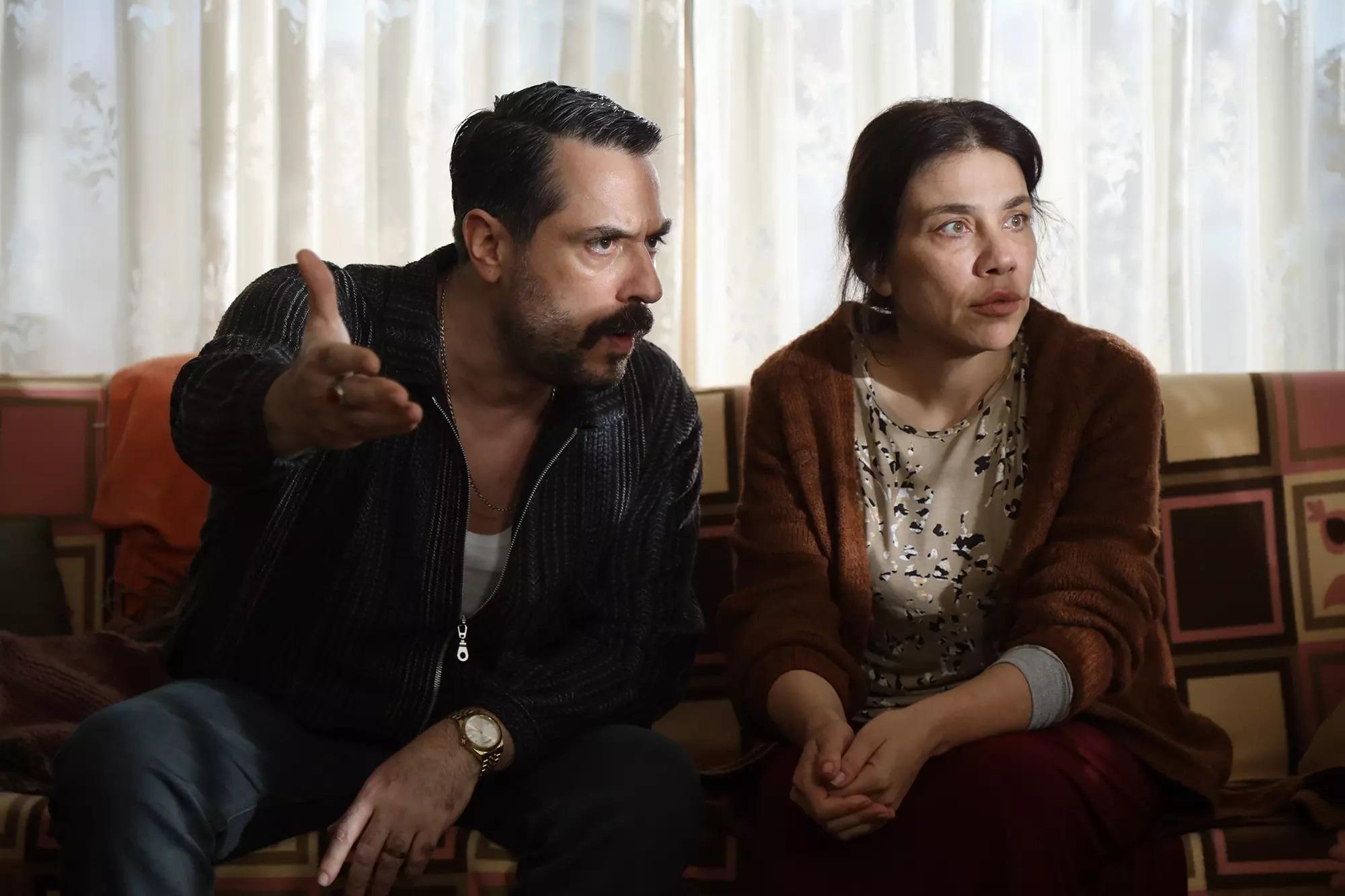 Yalan Dizisi Oyuncuları Kimler?