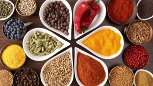 yemeklere-baharat-eklemenin-faydalari-W7kAKrRE.jpg