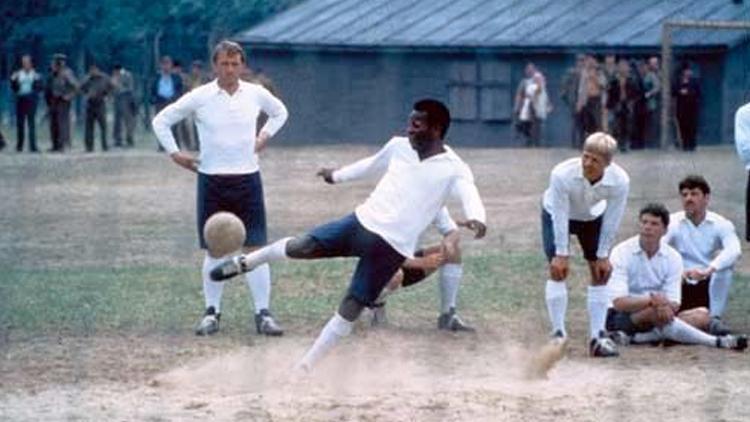 Zafere Kaçış: İkinci Dünya Savaşında Futbolun Gücü