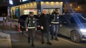 beykoz-belediyesine-operasyon-supheliler-saglik-kontrolu-icin-hastanede-5aOGfjZW.jpg