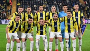 fenerbahce-nasil-tur-atlar-turu-nasil-gecer-rangers-maci-ile-fenerbahcenin-tur-atlama-ihtimalleri-iRgtNfy3.jpg