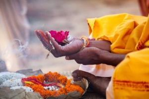 hinduizmde-karma-dongusunden-kurtulmaya-ne-ad-verilir-moksha-nedir-d5kU7QL9.jpg