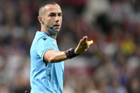marco-guida-kimdir-nereli-eintracht-frankfurt-galatasaray-macinin-hakemi-marco-guida-oldu-jfNkESO2.jpg